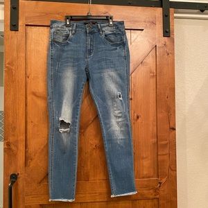 L & B Ankle Skinny’s Size 10 Never Worn!